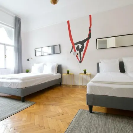 Nice Modern Apartments- Best Location W41